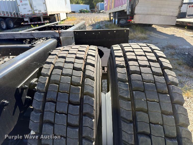 image for item YA2098 2026 Western Star 47X truck cab and chassis