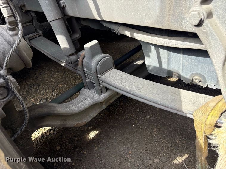 image for item YA2660 2019 Kenworth T680 semi truck