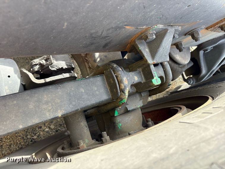 image for item YA2660 2019 Kenworth T680 semi truck