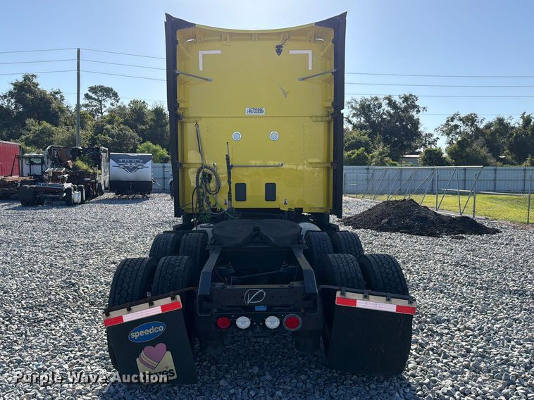 image for item YA2929 2023 Kenworth T680 semi truck