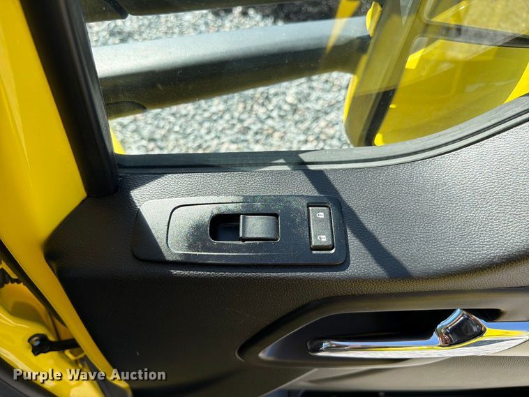 image for item YA2929 2023 Kenworth T680 semi truck