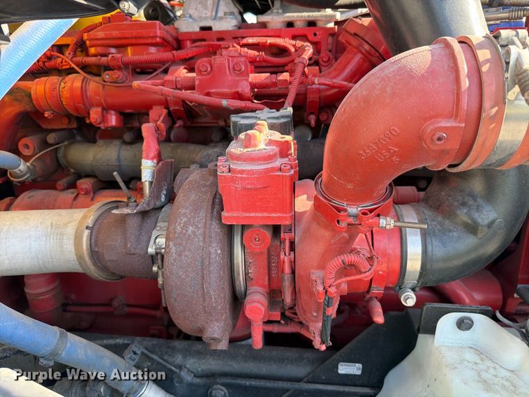 image for item YA2929 2023 Kenworth T680 semi truck
