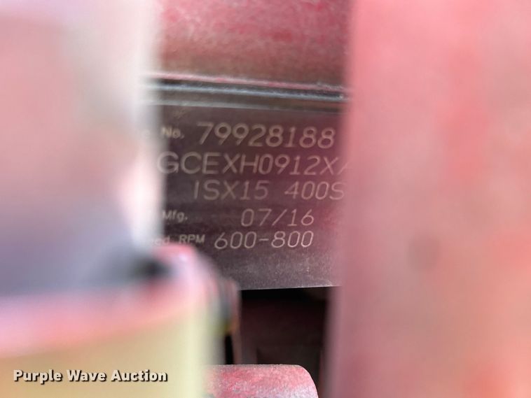 image for item YA3092 2017 Peterbilt 579 semi truck