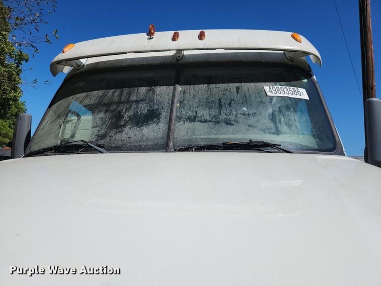 image for item YA3249 2014 Freightliner Cascadia 125 semi truck