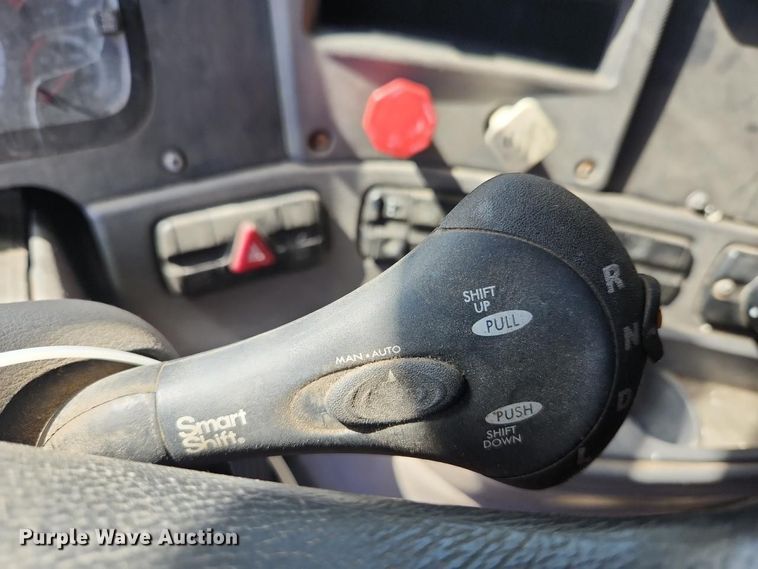 image for item YA3249 2014 Freightliner Cascadia 125 semi truck