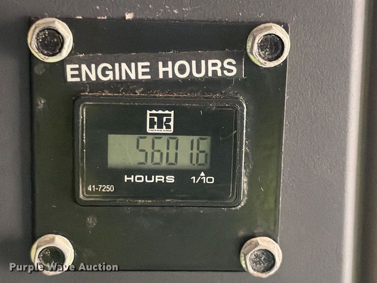 image for item YA3438 2019 Peterbilt 579 semi truck