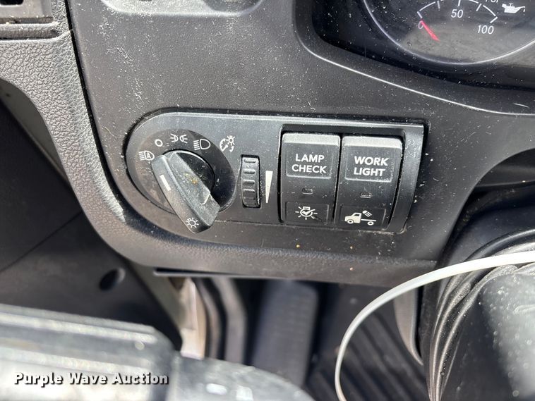 image for item YA3629 2019 International LT625 semi truck