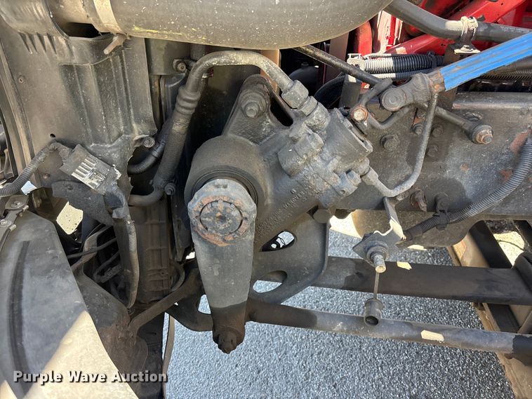 image for item YA3629 2019 International LT625 semi truck