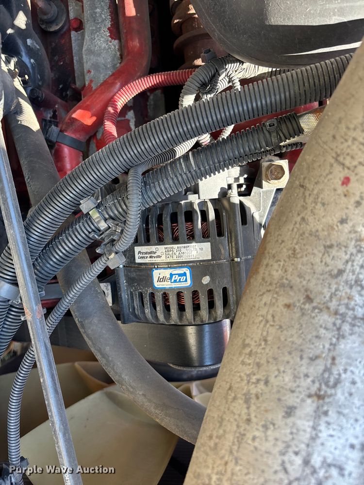 image for item YA3629 2019 International LT625 semi truck