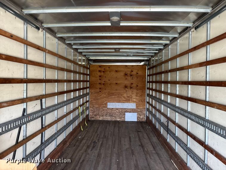 image for item YA3647 2019 Hino 268 box truck