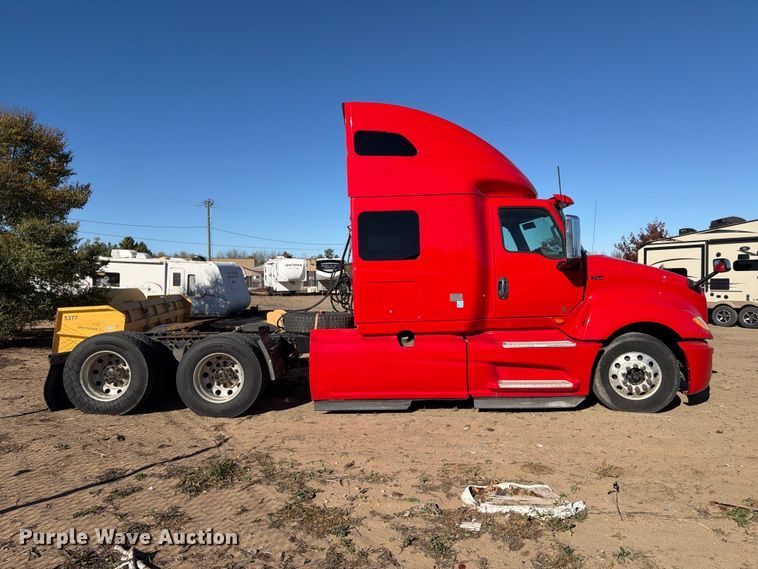 image for item YA3837 2018 International LT625 semi truck
