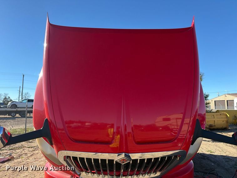 image for item YA3837 2018 International LT625 semi truck