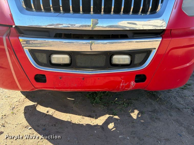 image for item YA3837 2018 International LT625 semi truck