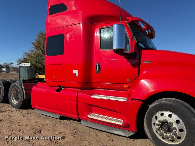image for item YA3837 2018 International LT625 semi truck
