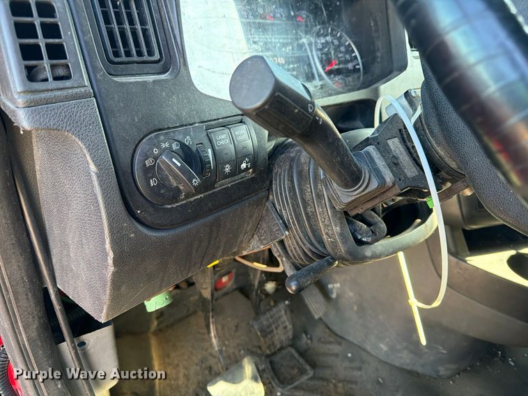 image for item YA3837 2018 International LT625 semi truck
