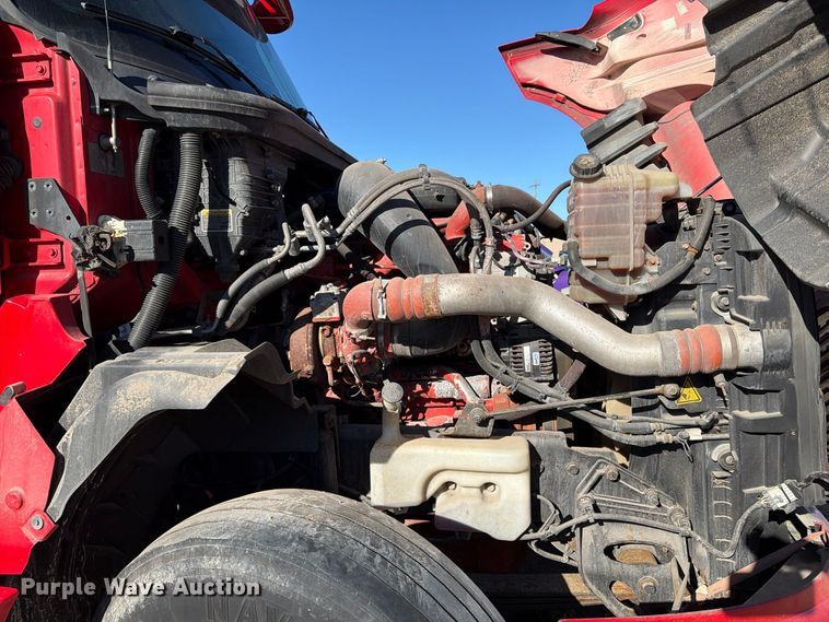 image for item YA3837 2018 International LT625 semi truck