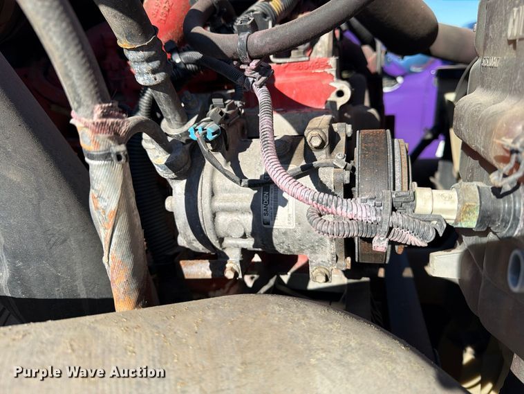 image for item YA3837 2018 International LT625 semi truck