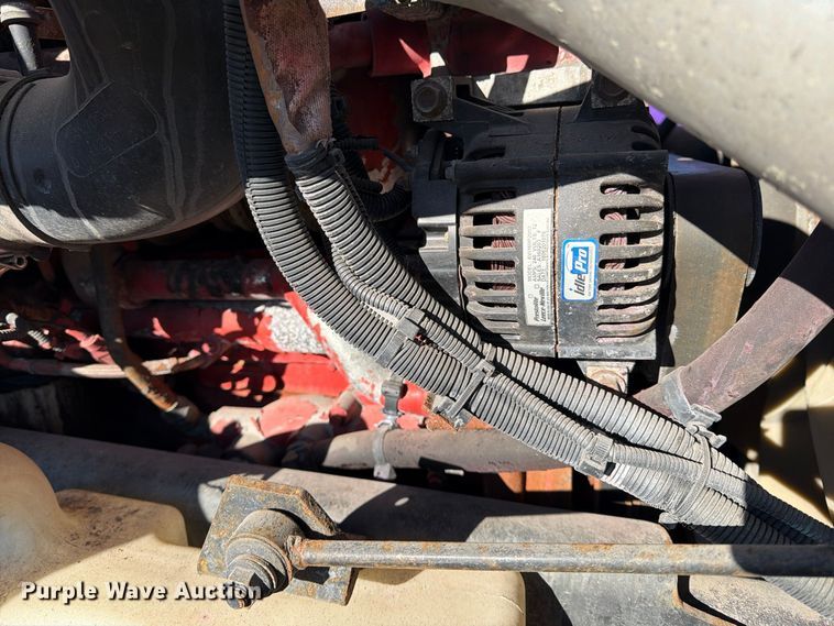 image for item YA3837 2018 International LT625 semi truck