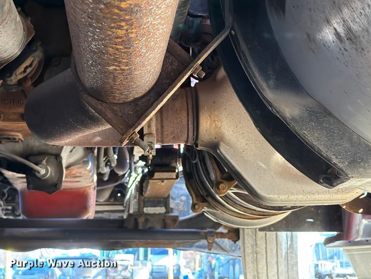 image for item YA3837 2018 International LT625 semi truck
