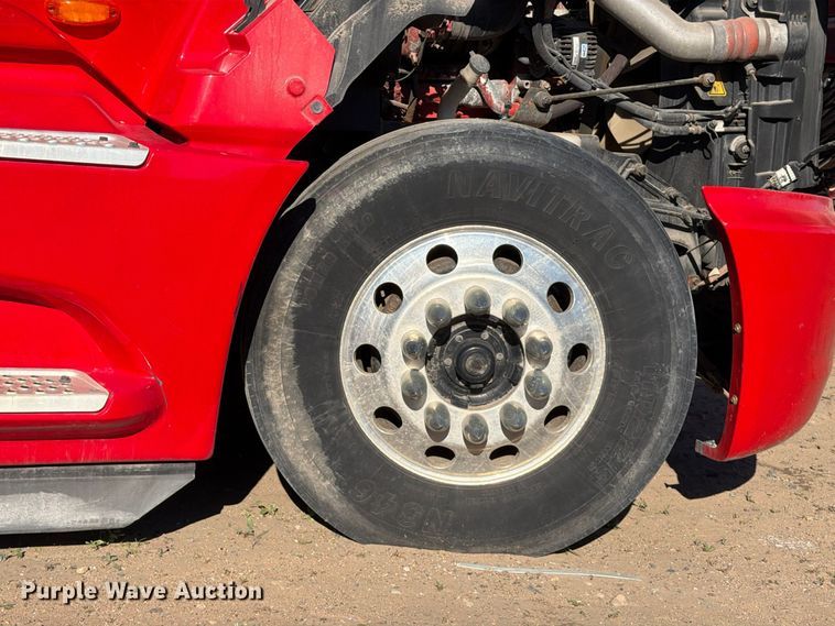 image for item YA3837 2018 International LT625 semi truck