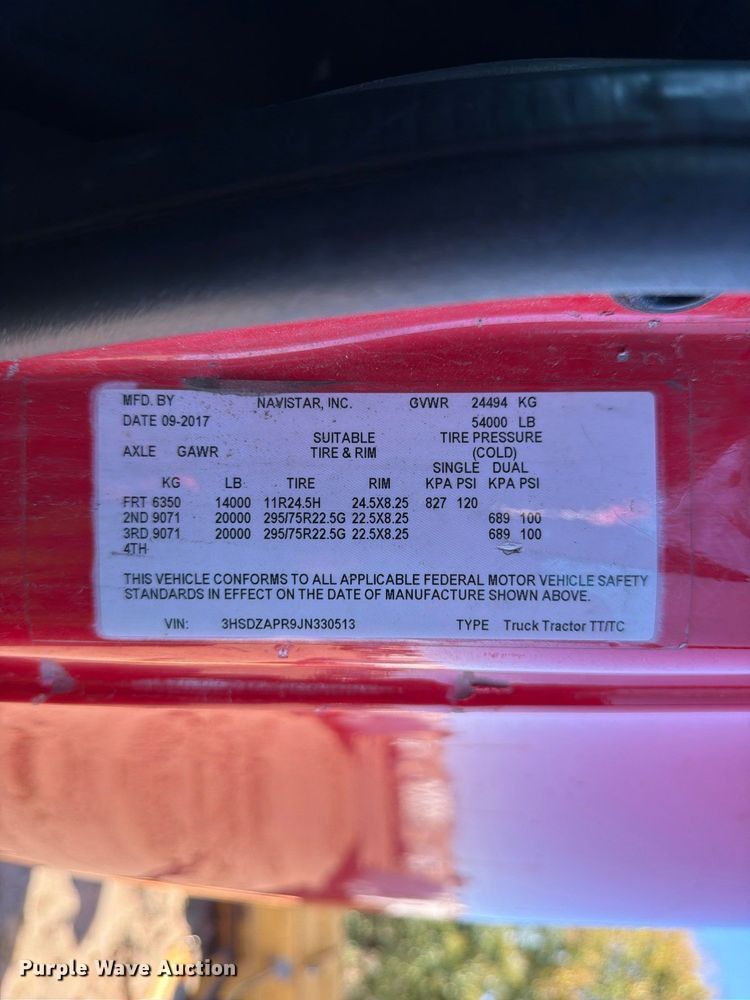 image for item YA3837 2018 International LT625 semi truck