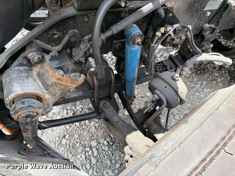 image for item YA4192 2018 Kenworth W900 glider kit semi truck