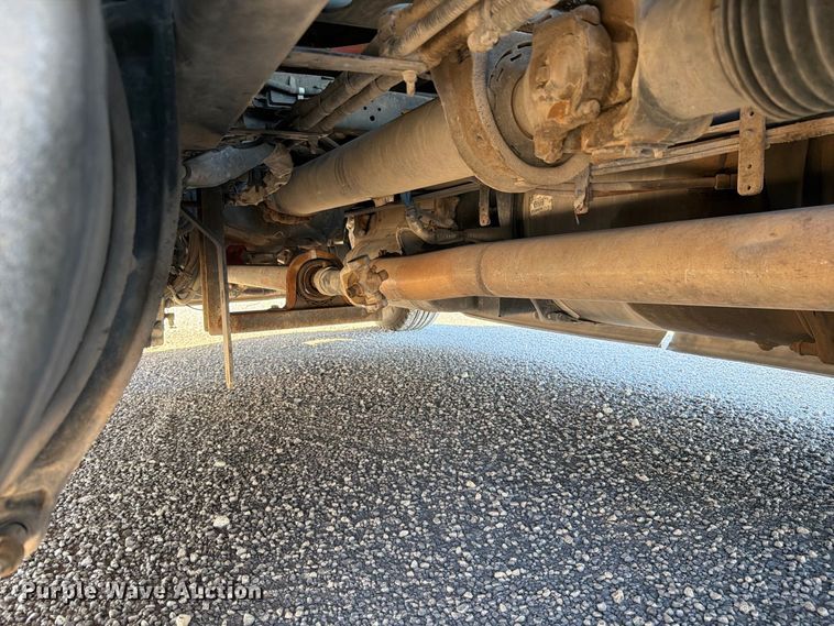 image for item YA4238 2018 Freightliner Cascadia 125 semi truck