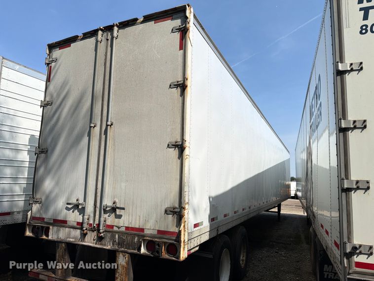 image for item YA4325 2007 Strick dry van trailer