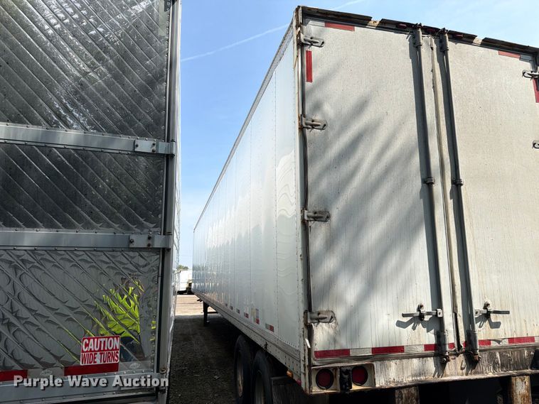 image for item YA4325 2007 Strick dry van trailer