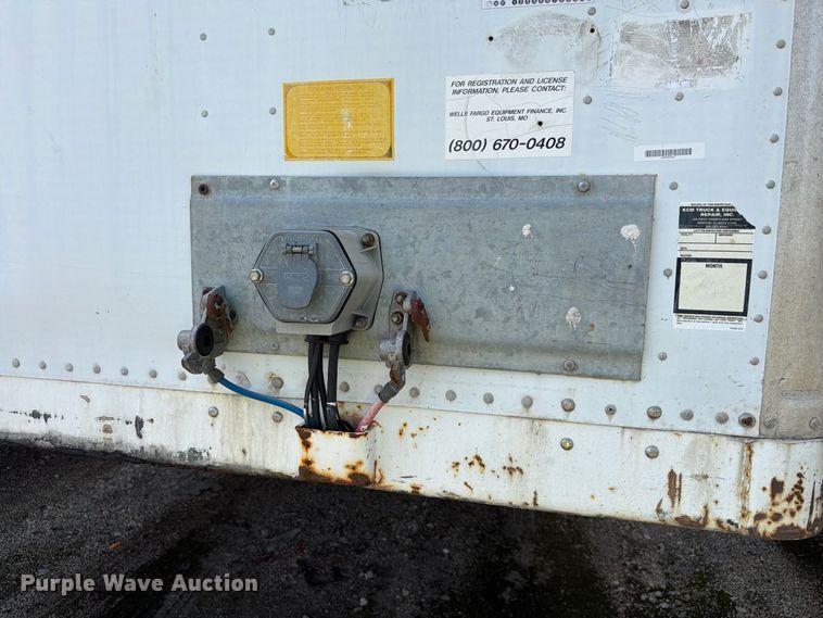 image for item YA4325 2007 Strick dry van trailer