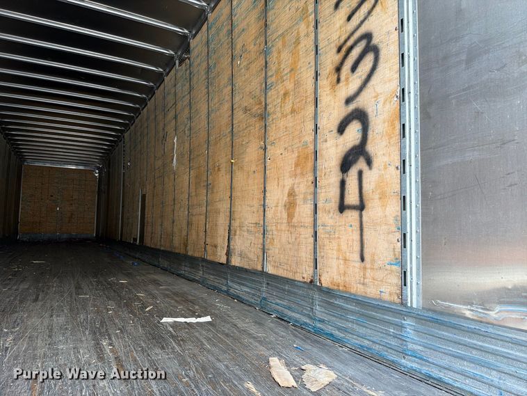 image for item YA4325 2007 Strick dry van trailer