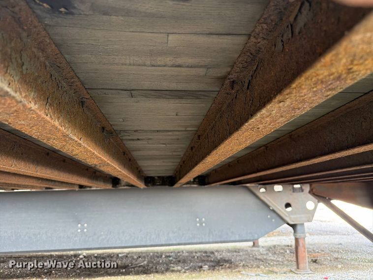 image for item YA4325 2007 Strick dry van trailer