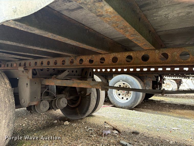 image for item YA4325 2007 Strick dry van trailer