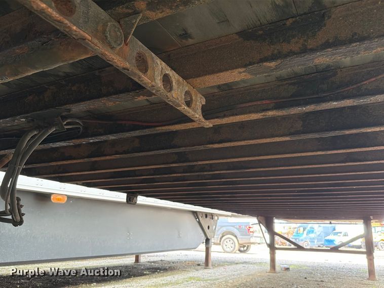 image for item YA4325 2007 Strick dry van trailer