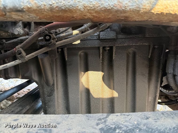 image for item YA4331 2018 Freightliner Cascadia 126 semi truck