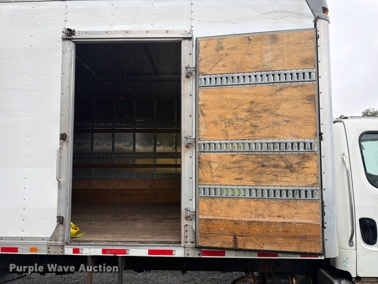 image for item YA4362 2018 Freightliner Business Class M2 box truck