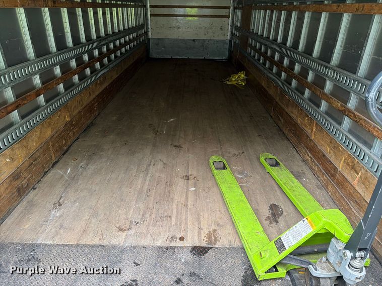 image for item YA4362 2018 Freightliner Business Class M2 box truck
