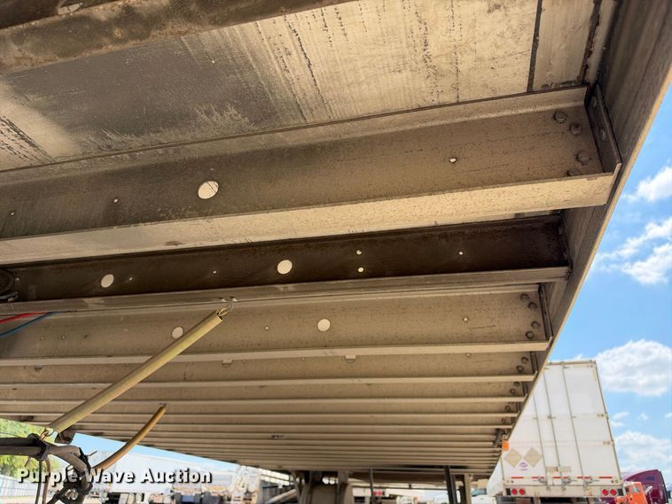 image for item YA4382 2019 Utility VS2RA refrigerated van trailer