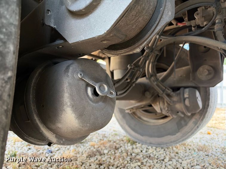 image for item YA4382 2019 Utility VS2RA refrigerated van trailer