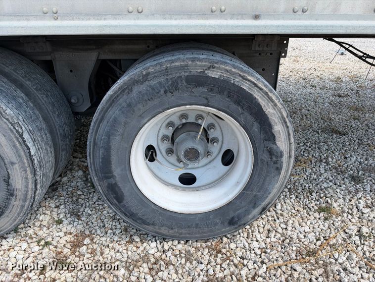 image for item YA4382 2019 Utility VS2RA refrigerated van trailer