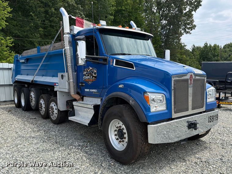 image for item YA4504 2021 Kenworth T880 dump truck