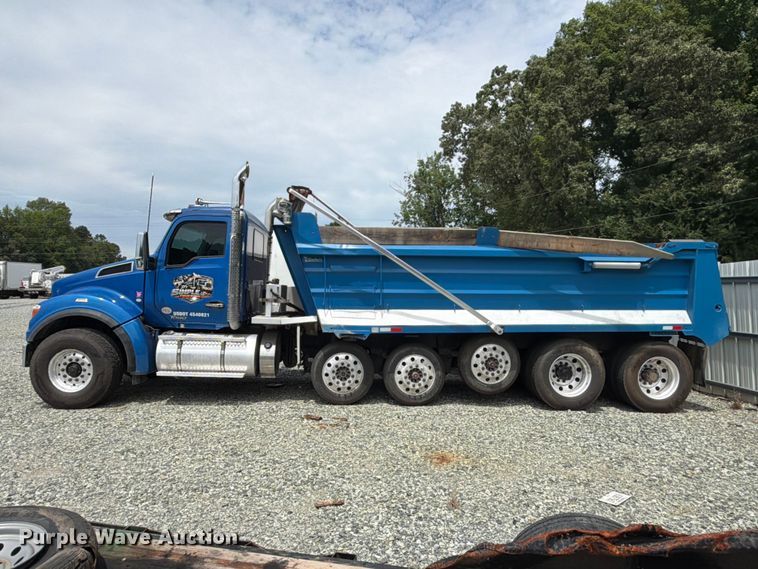 image for item YA4504 2021 Kenworth T880 dump truck