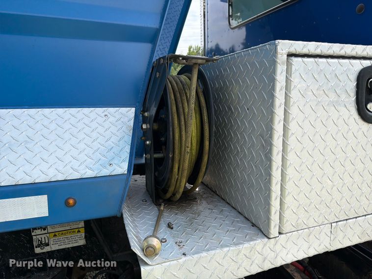 image for item YA4504 2021 Kenworth T880 dump truck