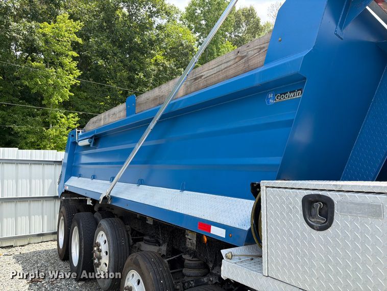 image for item YA4504 2021 Kenworth T880 dump truck