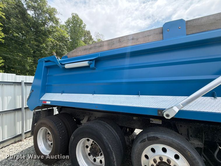 image for item YA4504 2021 Kenworth T880 dump truck