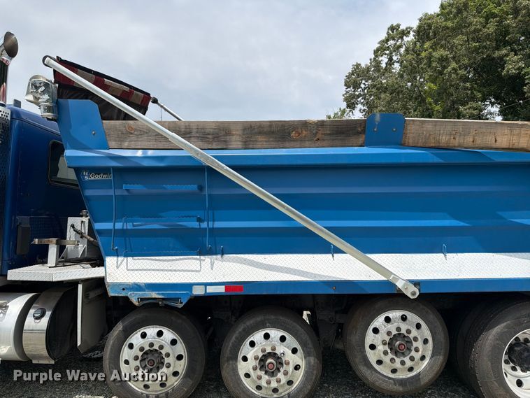 image for item YA4504 2021 Kenworth T880 dump truck