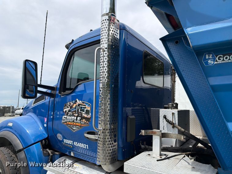 image for item YA4504 2021 Kenworth T880 dump truck