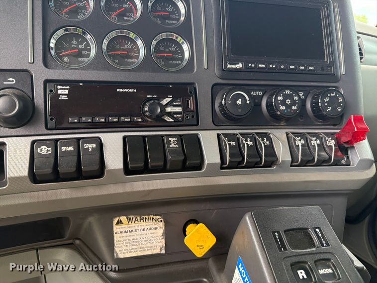 image for item YA4504 2021 Kenworth T880 dump truck