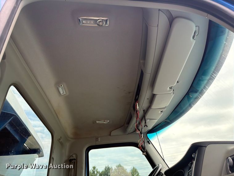 image for item YA4504 2021 Kenworth T880 dump truck