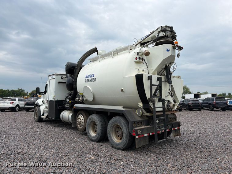 image for item YA4511 2023 Kenworth T880 hydrovac truck